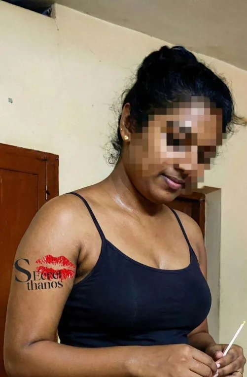 Meghna oiled up before a Bash. Look who stamped my wife(Secret_thanos). Do you want Birthday Bash Video?