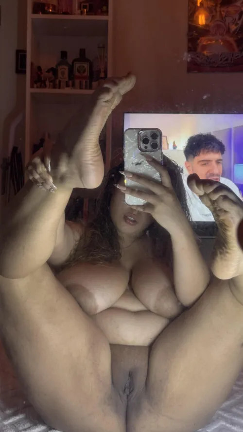 Down to fuck with the clowns, bet?