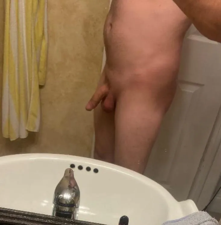 [m4mf] 33 Daytona - hotel hosting looking for fun couple or solo. Bi curious here