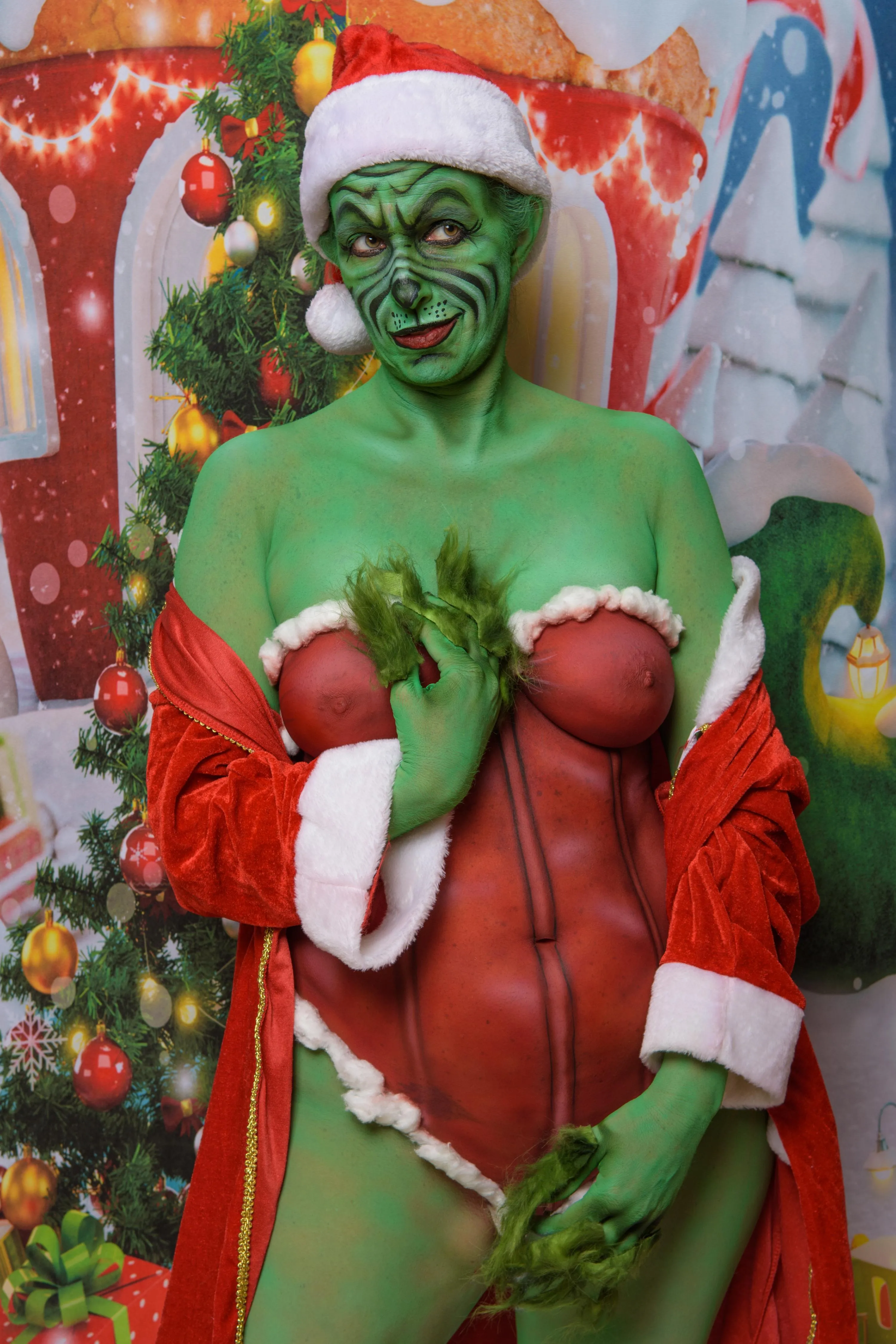 One more Christmas-y image from the Grinch body painting!