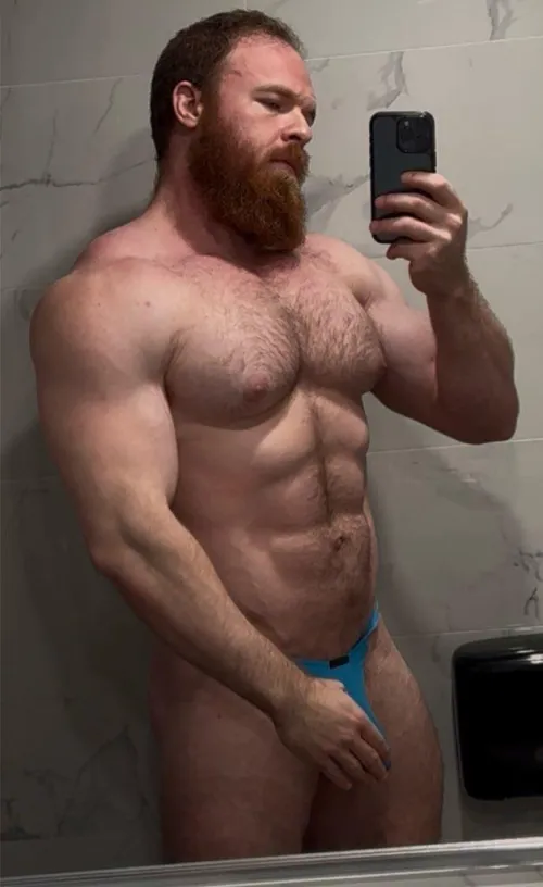 Planning faaar in advance for beach attire 🥶