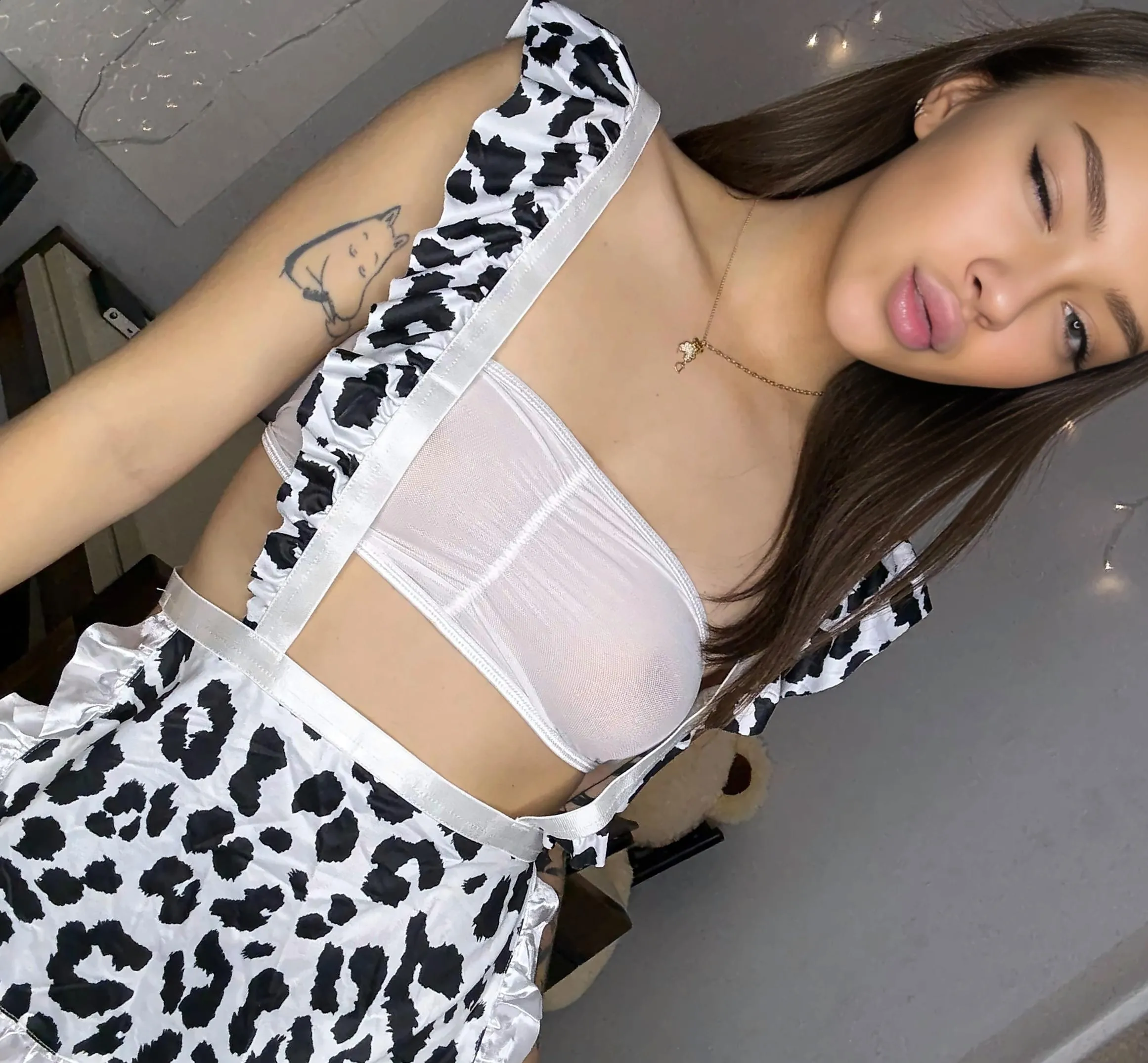 Suddenly feeling like an obedient little cow