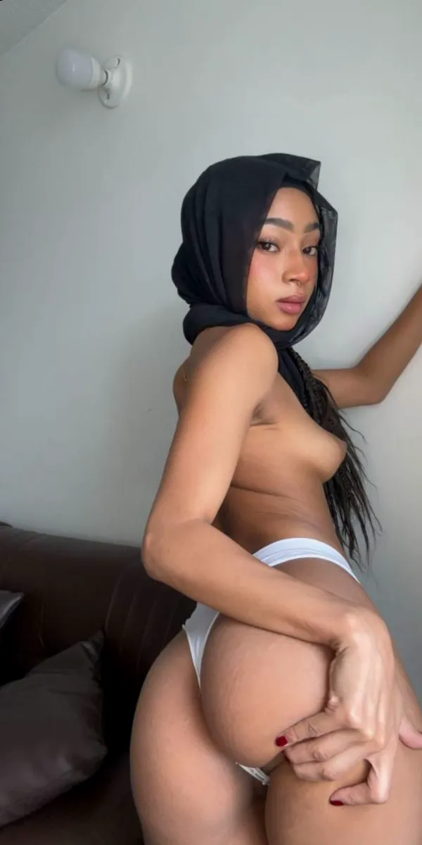 Would you eat the ass of a girl you just met?