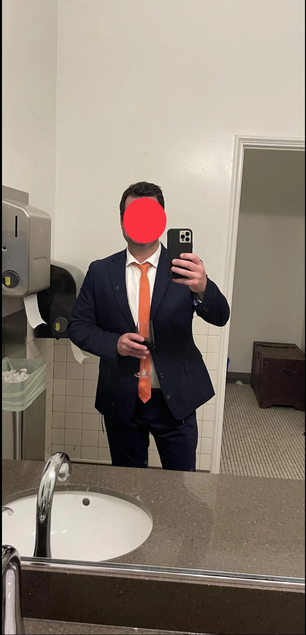 [42M] [M4MFM or MMF] “Dad next door” type with a kinky side looking for fun, sane & DDF couples to explore with in Scottsdale.