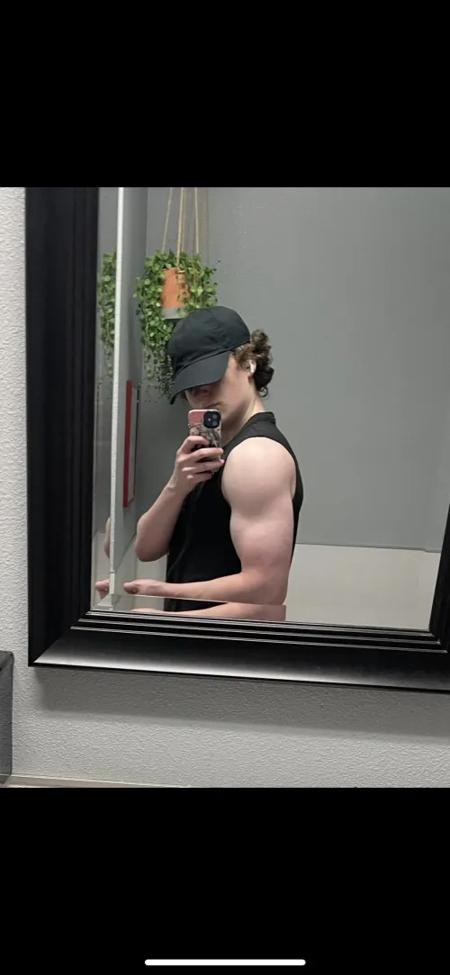 20 M4F Stayton, Oregon need a hookup / fwb