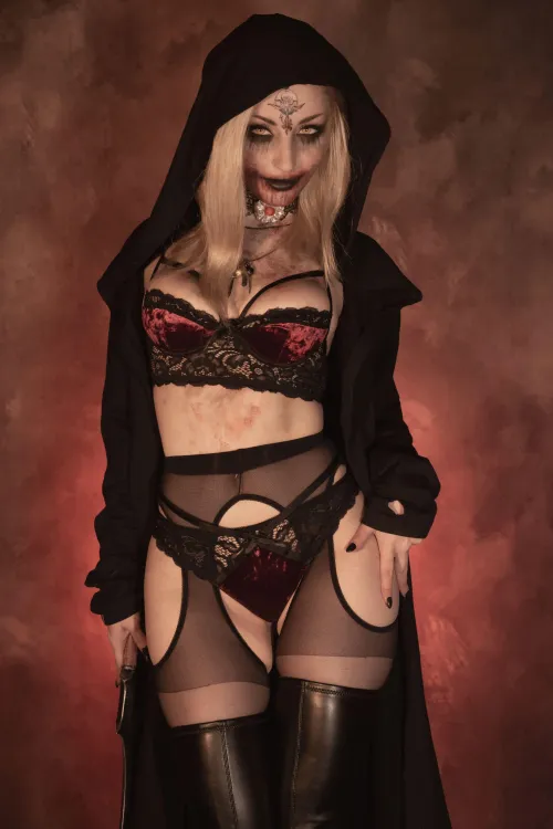 Bela Dimitrescu (Shiro)