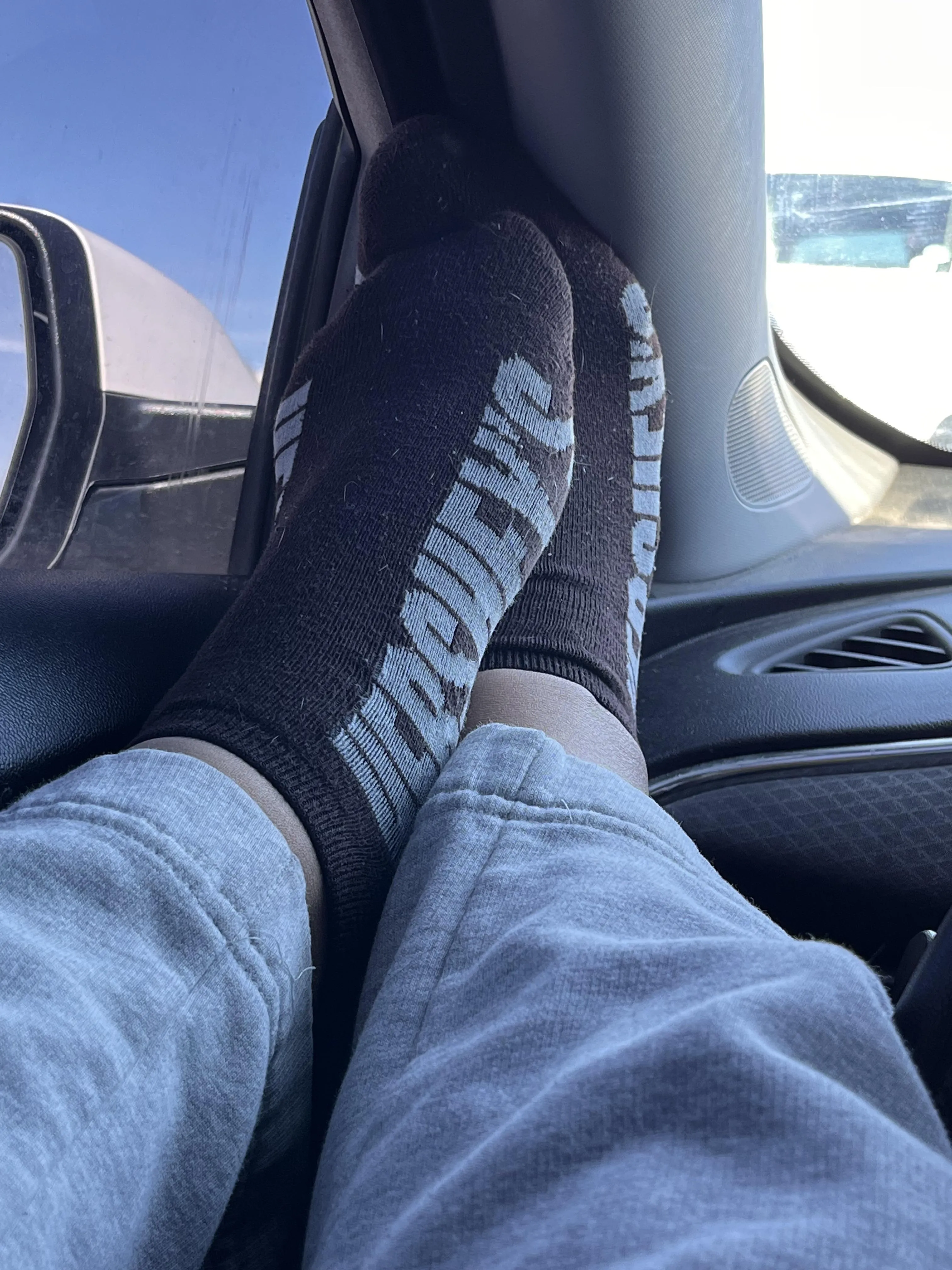 POV we’re hanging out in a parking lot💕