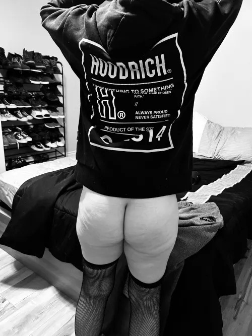 Thought I’d say hi. It’s my cake day 🎂☺️