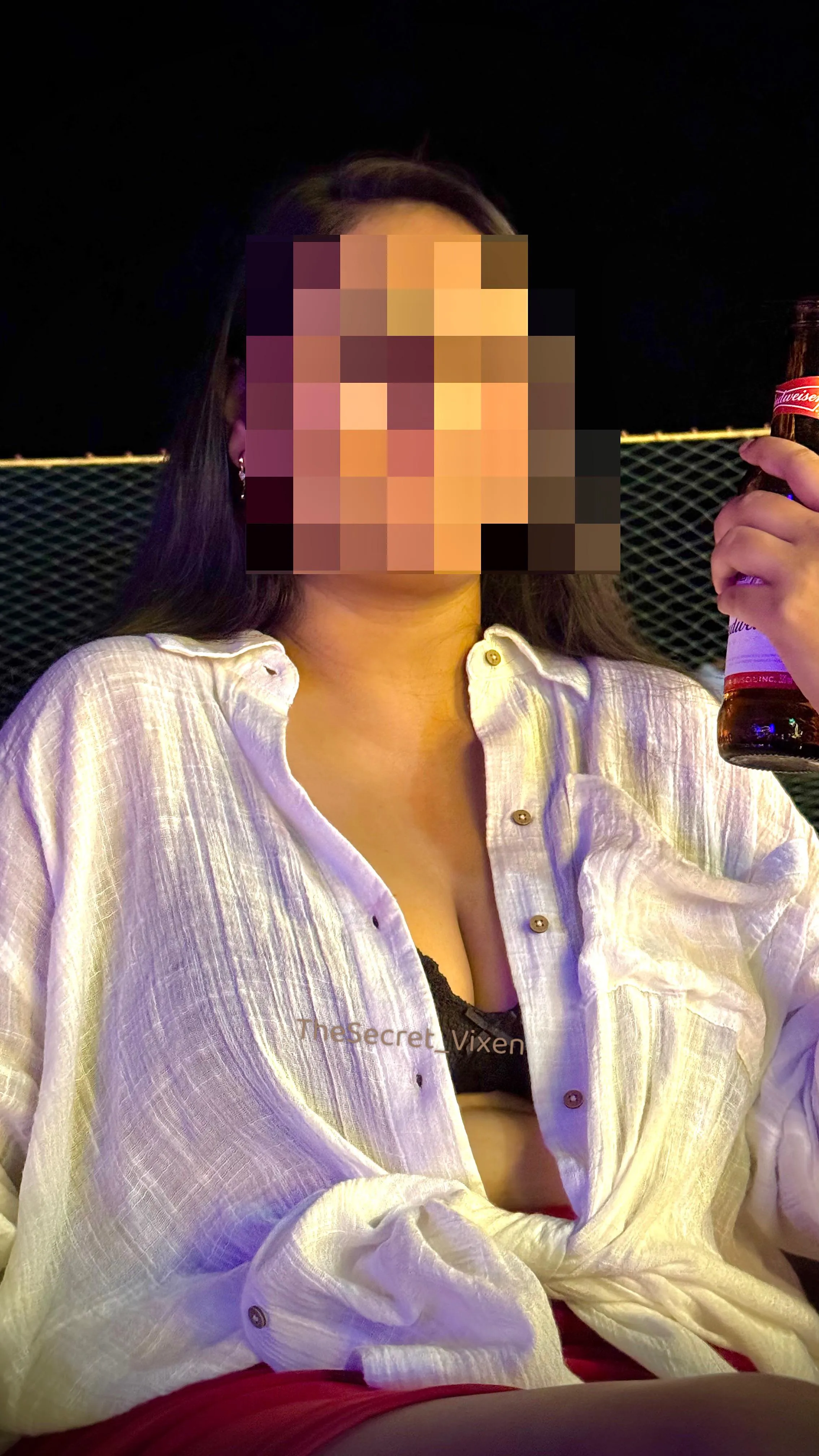 I’m across the table with my husband - Don’t be polite 😈 (Verified)