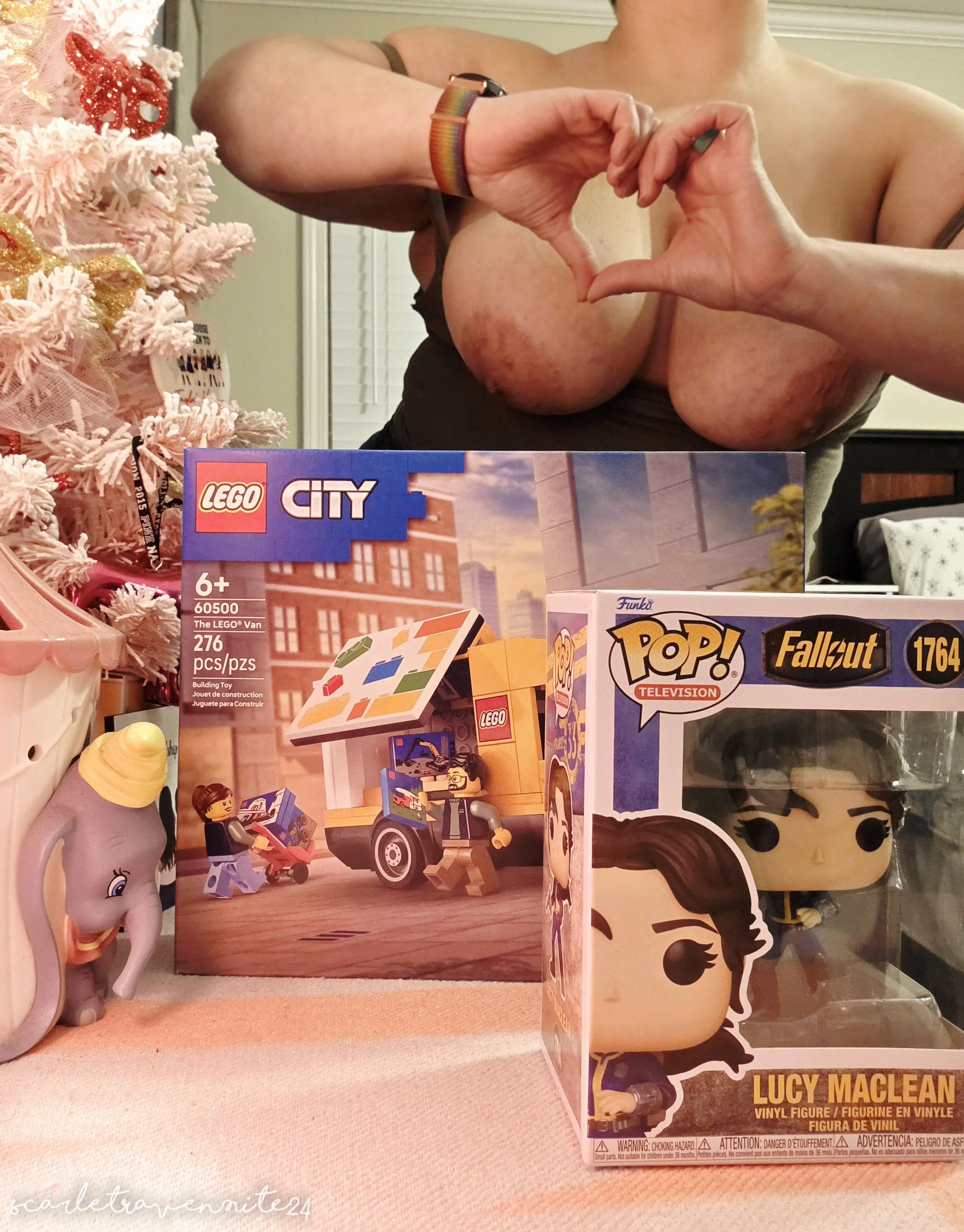 Went To Barnes & Noble Up At Zona Rosa... Walked Out With These Goodies💋