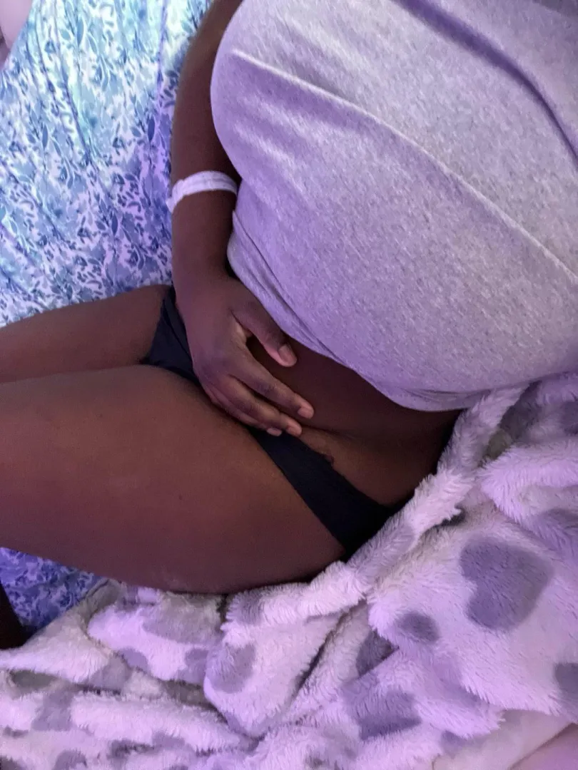 18F professor daddies wanna give princess treatment?