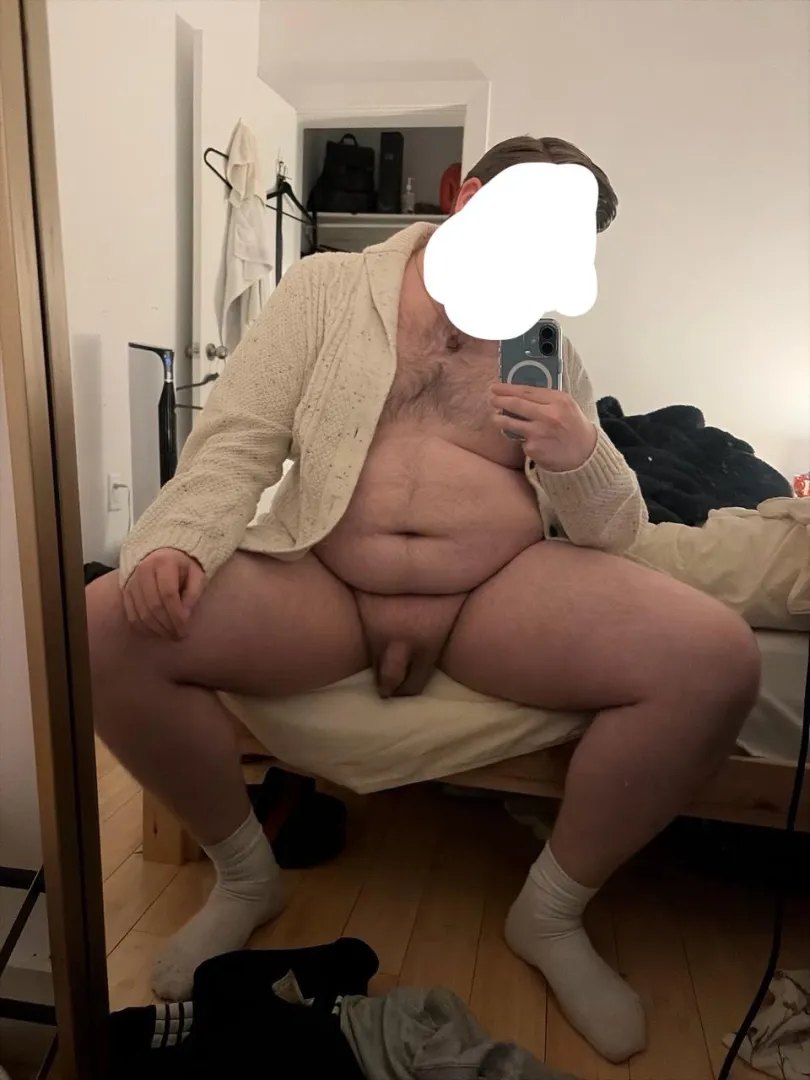 26 • Canada 🇨🇦• High, Relaxing & Looking for Chill Bros