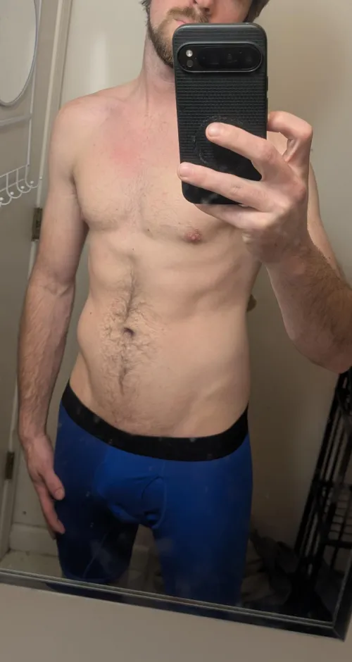 32 [M] Looking to see [F]or tonight (Thursday)