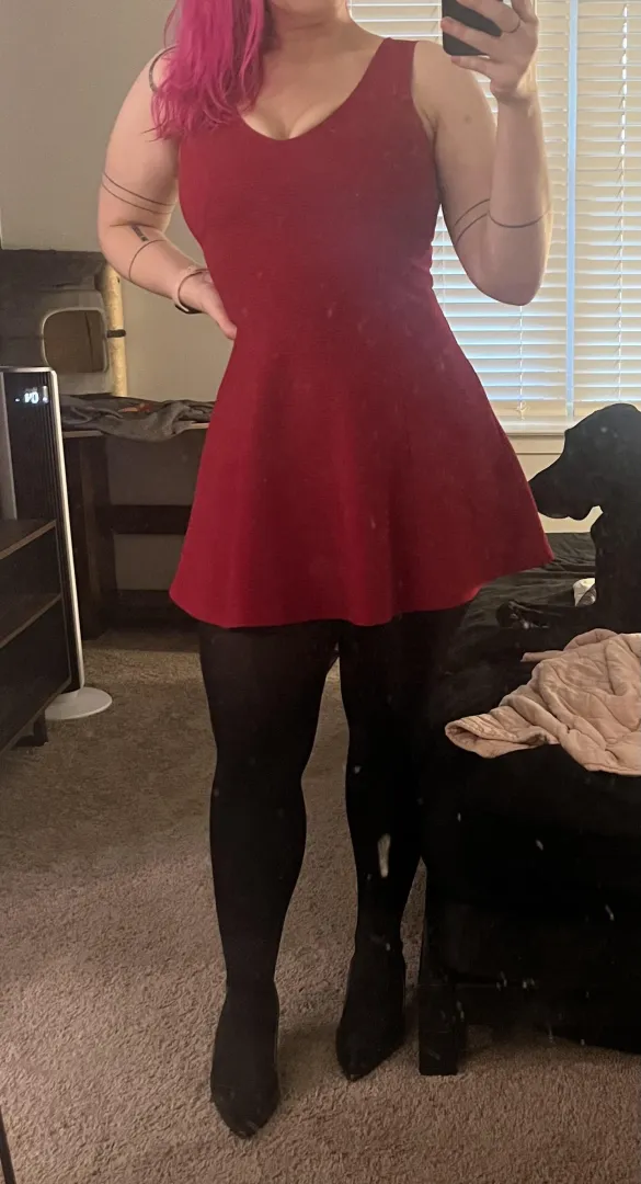 34 [F4M] Raleigh - Looking for a cuck
