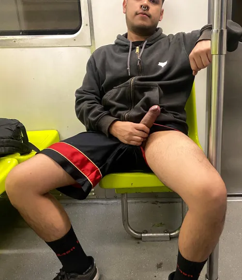 Always freeballing for easy access.