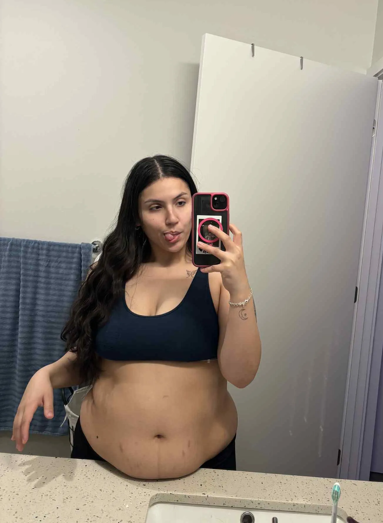 Hanging on the sink - growing waist update