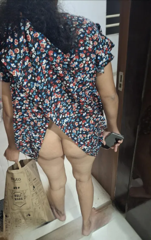 Out for delivery puck up without panty