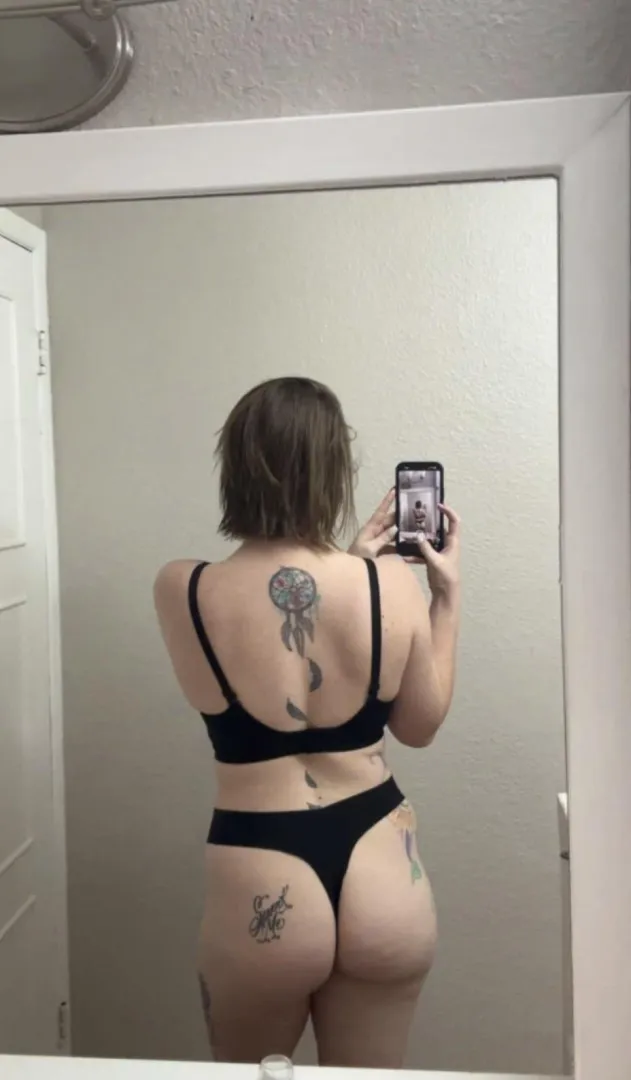 Pics like this make me not want to stay at work