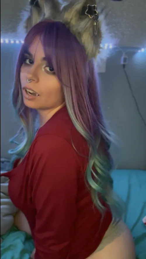 [self] Hope you aren’t scared of my fangs! // rosee_georgia