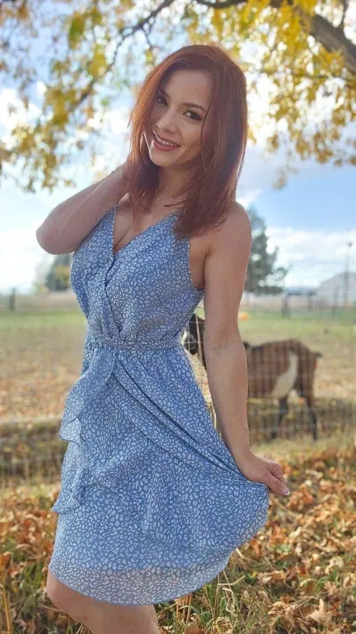 We can't go a Sunday without a sundress!