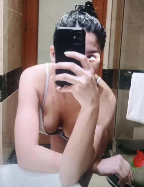 with my senior’s phone. a good outing! struggling to walk, but who cares (f)