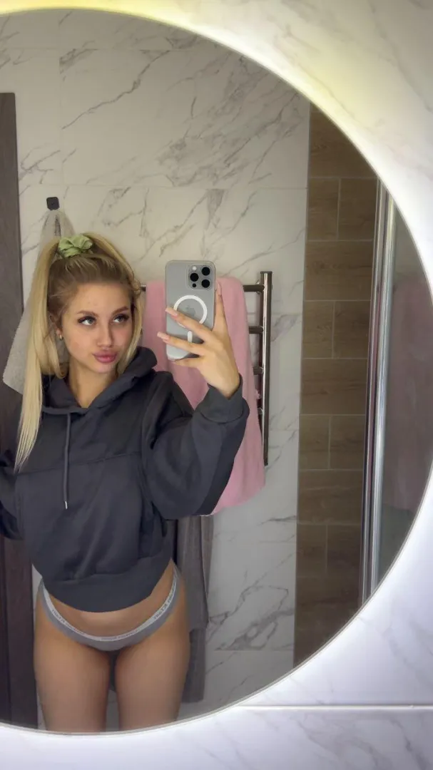 19 [f4m] let’s hang and make tonight more interesting