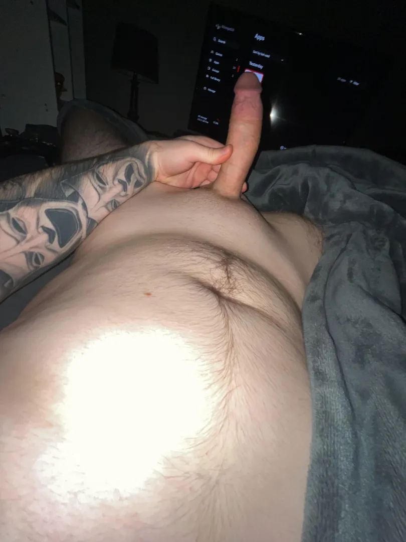 19(M4F) Wrap both hands around my cock