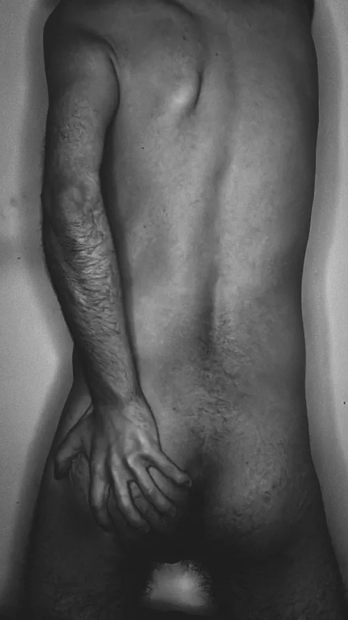 [34M] Genetic polyneuropathy and SMA, apparently I feel great in front of the camera 😌