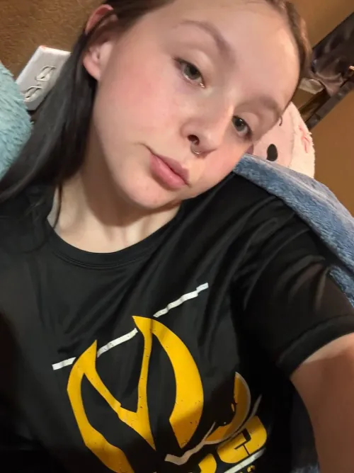 Any random dude who wants to get my nudes?