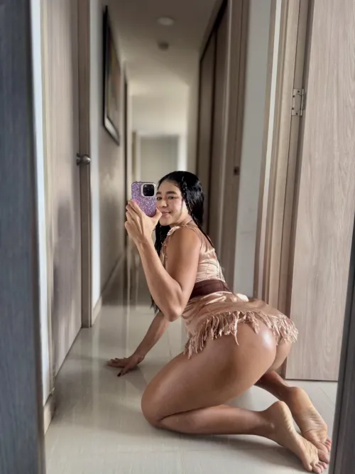 Do you like my hottie Pocahontas ass