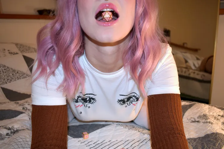 I heard you were looking for a DM (Dungeon Master/Mommy)