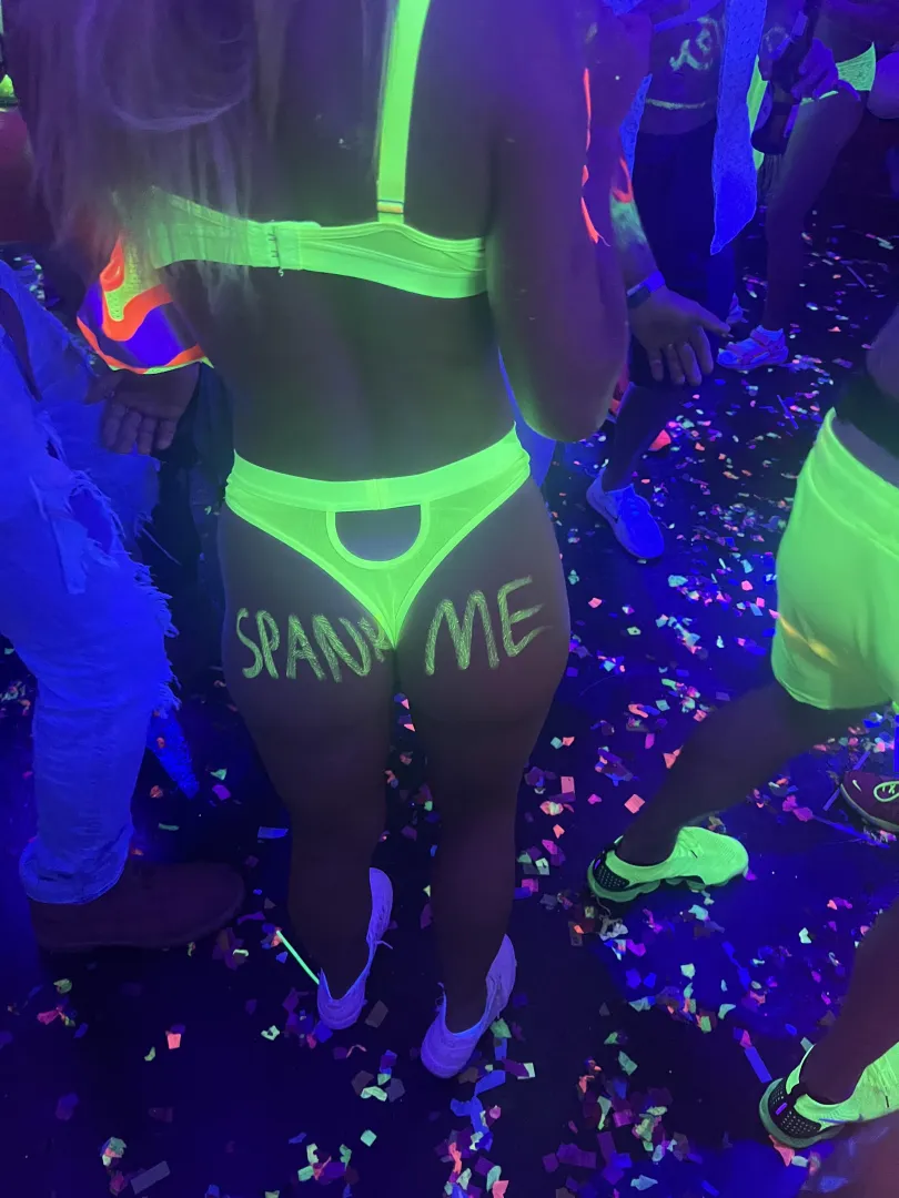 I wanted everyone to touch my perky ass