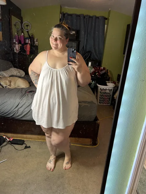 Lucky husband. Confident enough to share