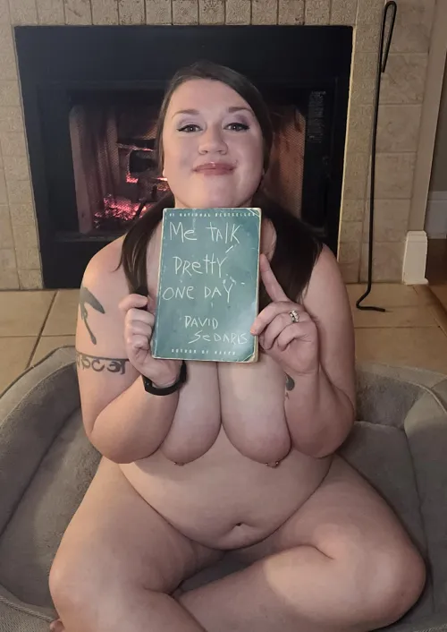 Naked book reviews are my new favorite hobby