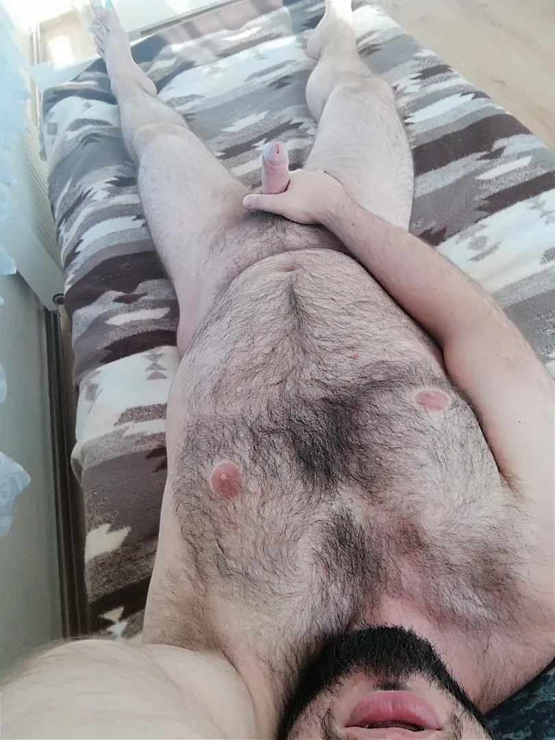 Perfect right angle with my body? Check for yourself