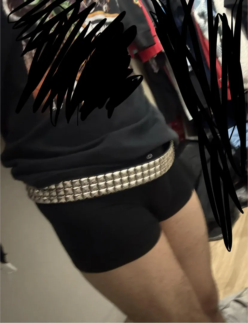 really needa daddy to put me in my place like a good girl