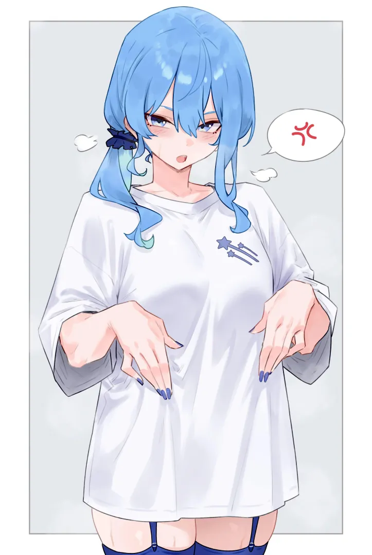 Suisei in Loose Shirt