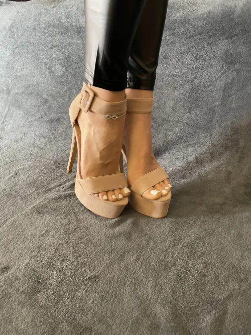 Ti piacciono i mie tacchi?