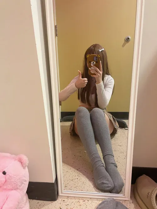 too cute...or too tempting? ^3^