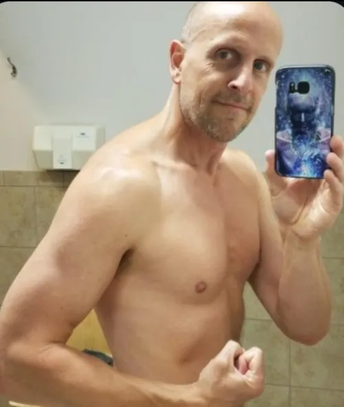 Vegan food = vegan dude.