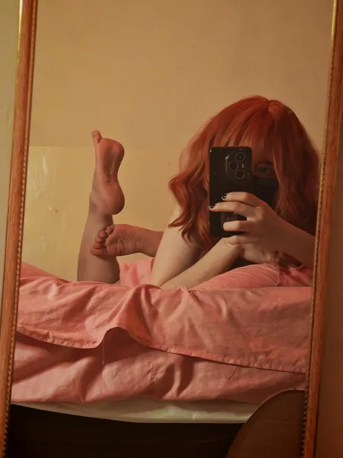 What would you do with my pretty feet?