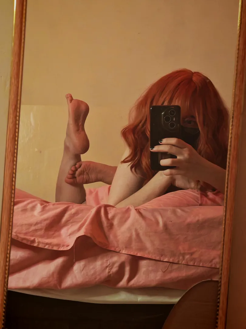 What would you do with my pretty feet?