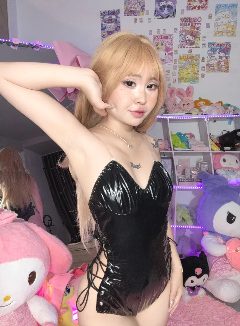 would u resist this?