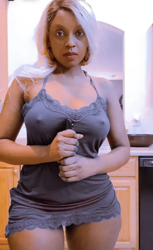 Damn she looks yummy 