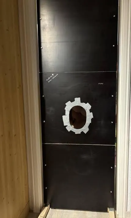 Home Glory hole open all day . Males needing to drain please ask for address northeast Knoxville.