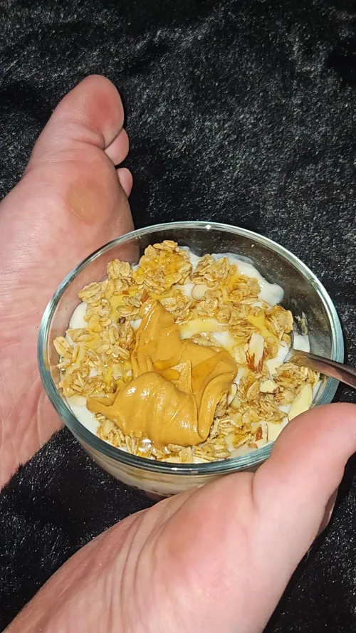 I made you breakfast! 😋 Would you accept it if I served it to you like this? 😈