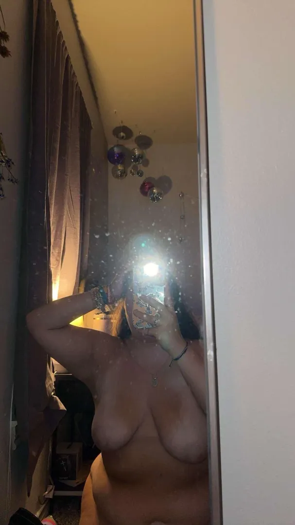 Kiss my armpit and I’ll let you play with my tits