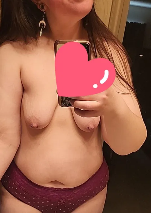 Lonely BBW 🖤🖤🖤
