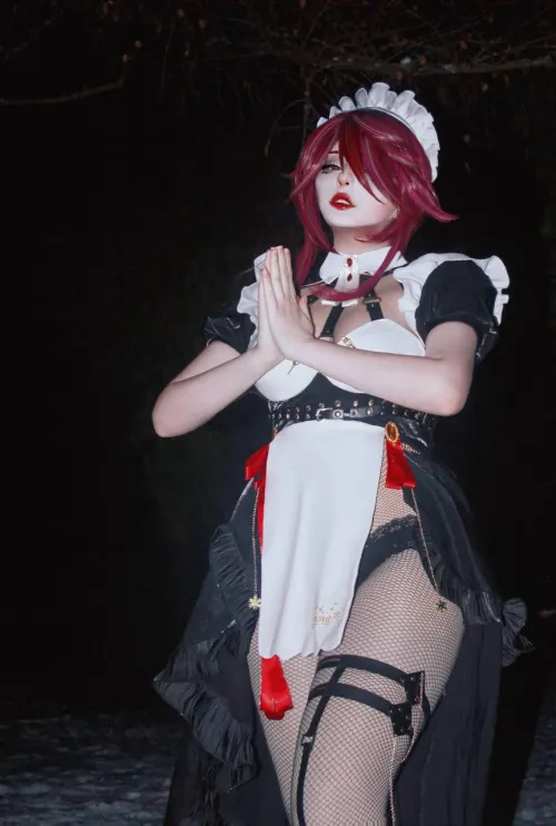 Maid Rosaria cosplay by met0.tox