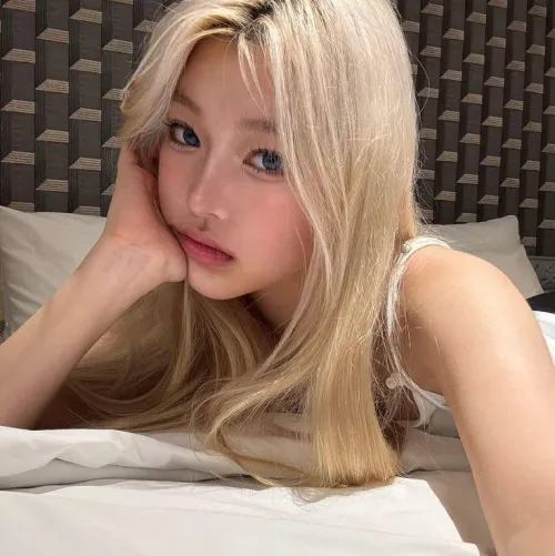 my ass is begging to be used… would u wreck it raw? :3